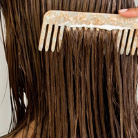 Con solo 5 ingredientes, la infalible mascarilla para hidratar tu cabello como una keratina, y más si está teñido
