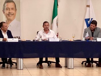 PRI, PAN y PRD denuncian a Ricardo Gallardo por tarjeta "La Cumplidora" en SLP