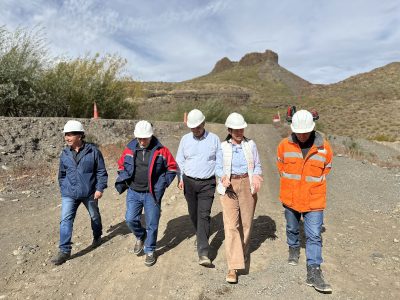 Julieta Corroza firmó convenios y recorrió obras en el Norte Neuquino