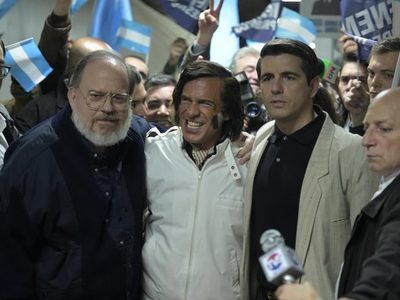 En quién se inspiró el personaje Silvio Ayala, el misterioso personaje de “Menem”
