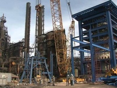 Trabajadores de AHMSA marchan hacia Saltillo para exigir su finiquito