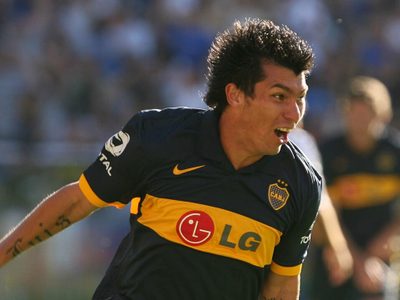 La confesión de Gary Medel sobre su relación con Román y la posible vuelta a Boca, ¿con Vidal?
