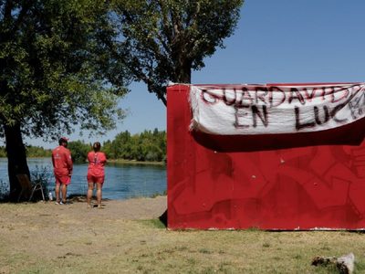 Continúa el reclamo de los guardavidas de Neuquén y no descartan nuevas medidas