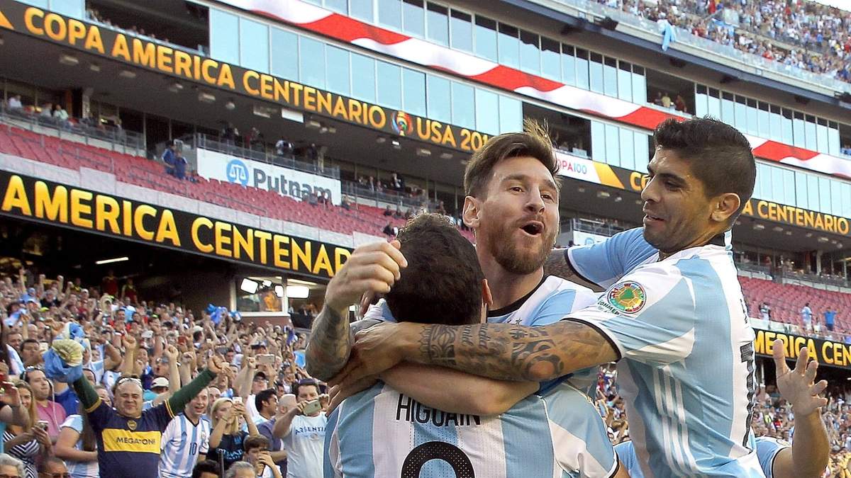 Messi con Banega e Higuaín. Fuente: (Instagram)