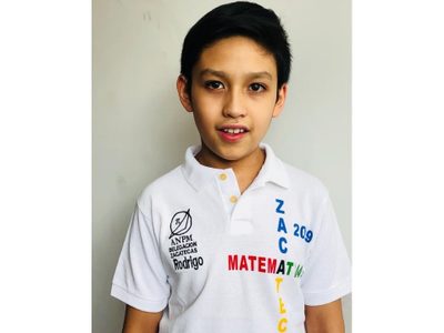 Rodrigo gana oro para México en Competencia Internacional de Matemáticas