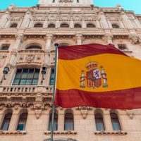 El gobernador viajará a España para copiar el "Turismo Inteligente" del país europeo