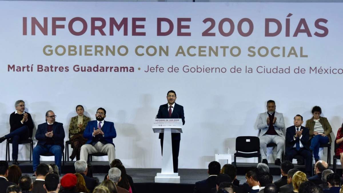 Martí Batres en su informe de gobierno
