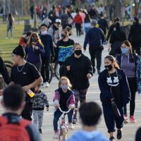 Neuquén regresó a la fase de distanciamiento y se notó en las calles