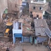 Explosión de fábrica de fuegos artificiales deja al menos 13 muertos en la India; dos son niños
