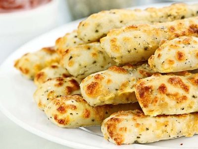 Talitas de queso y cebolla saludables: iguales que las compradas con solo 3 ingredientes