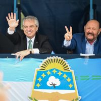 Alberto Fernández viajó a Formosa para felicitar a Gildo Insfrán, quien consiguió su octavo mandato