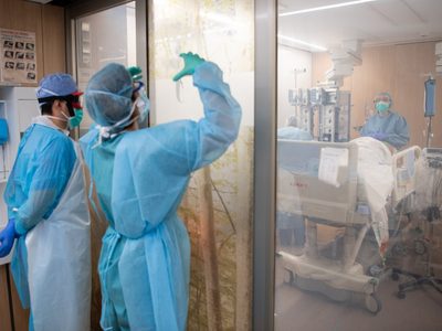 ¡Premio al esfuerzo! Otorgarán un bono de 5.000 pesos a todos los profesionales de la salud