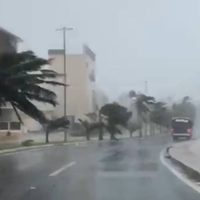 Huracán Delta toca las costas de Quintana Roo con categoría 2; no reportan víctimas