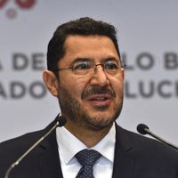 Batres escuda a Godoy tras reportaje de espionaje a opositores de Morena en CDMX