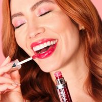 Labios carnosos sin relleno: el truco de maquillaje que estiliza tu boca en segundos
