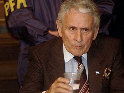 Enérgico repudio por favorecer con "arresto domiciliario" al represor Etchecolatz