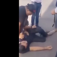 Fiscalía de Puebla suspende a agentes que sometieron con violencia a un ciudadano (Video)