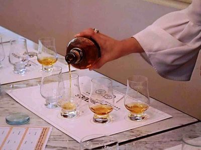 Una cata de whisky guiada por mujeres especialistas