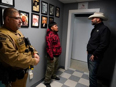 Texas pide que tribunal decida si ley antinmigrante SB4 es excesiva