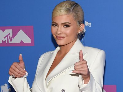 ¿Uno, dos o tres? Los estilos de Kylie Jenner que despertaron miles de reacciones