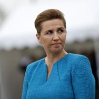 Hombre agrede a premier danesa en Copenhague; México externa sus condolencias