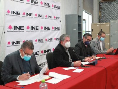 El INE valida más firmas de las necesarias para la consulta de revocación de mandato