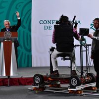 "Ya vamos de gane", responde López Obrador a Va por México