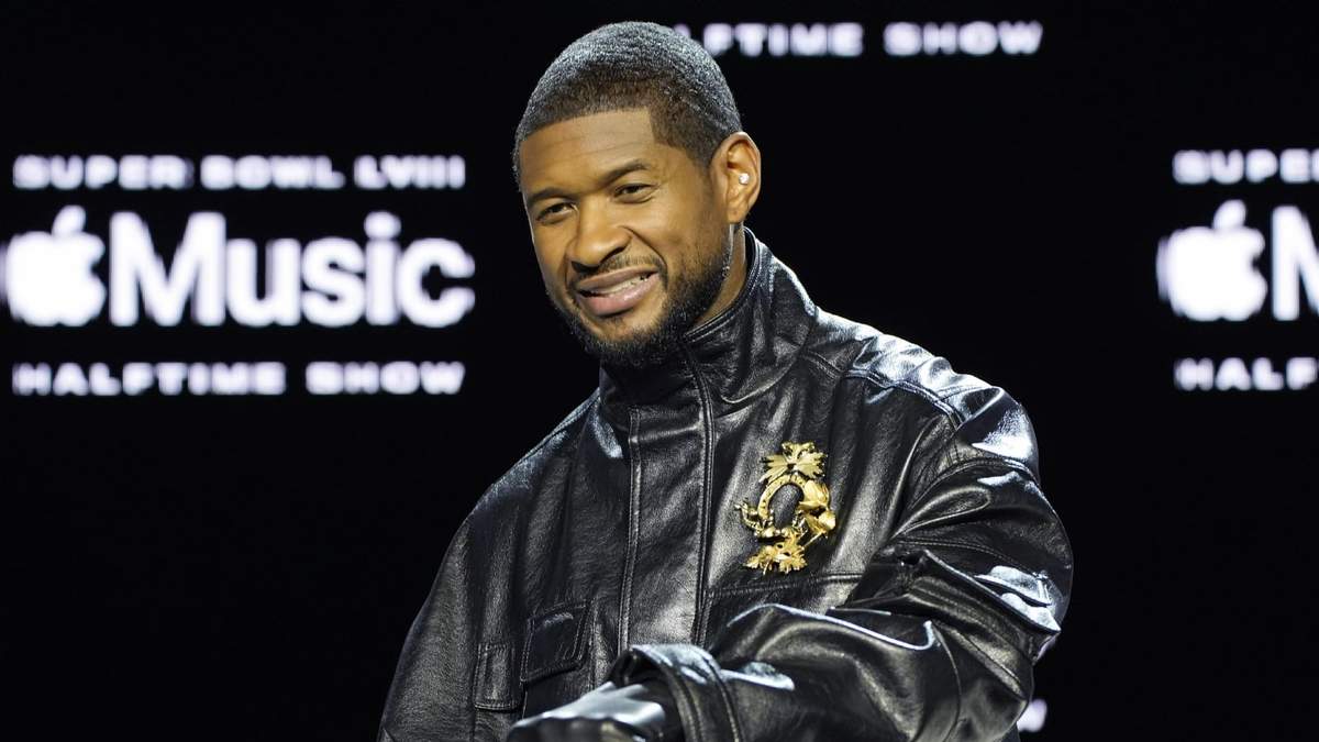 Usher posa en una conferencia de prensa previa al Super Bowl 58 de la NFL el jueves 8 de febrero de 2024, en Las Vegas