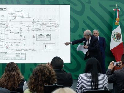 Pablo Gómez vincula al PAN con empresa de García Luna