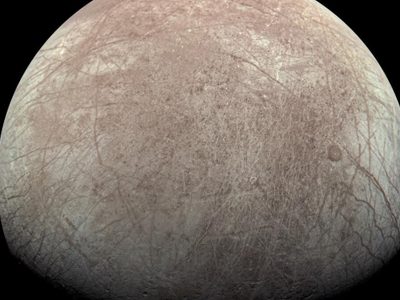 Luna Europa de Júpiter tiene menos oxígeno del esperado, lo que podría reducir opciones de vida