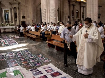 La Iglesia, en su propia campaña