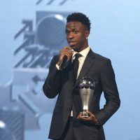 Vinícius Júnior y Aitana Bonmati ganan el premio The Best de la FIFA