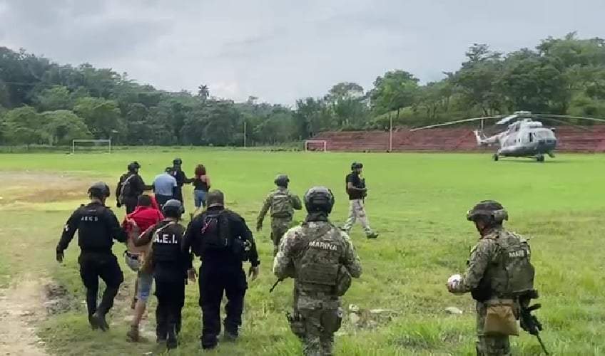 En el operativo, cuatro detenidos y hallazgo de posibles restos humanos