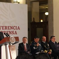 AMLO y Durazo se lanzan (de nuevo) contra medios por operativo en Culiacán; reporteros reviran