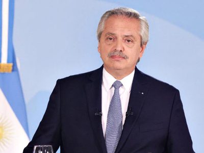 Fernández manifestó que no está “satisfecho con el plan de vacunación”