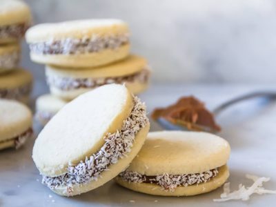 Alfajores de maicena versión fit: tentate con esta receta para el antojito dulce