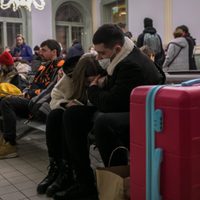 Así es la estación de tren en Polonia que se convirtió en refugio para los que huyen de Ucrania