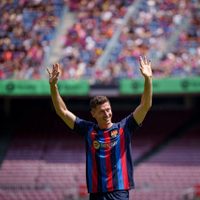 “Mi edad no importa": Lewandowski es presentado en el Camp Nou ante 60 mil fans del Barcelona
