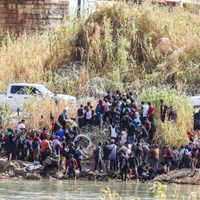 Ola migrante inunda Piedras Negras; por esta razón temen crisis comercial en la frontera