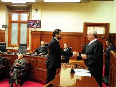 El juez Gómez Fierro otorga 24 suspensiones provisionales a inconformes por actos de la 4T