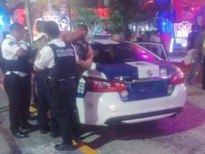 Detienen a 12 policías militares ¡por alterar el orden! frente a turistas en Cancún
