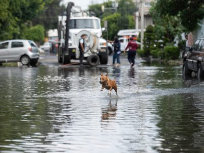 Azotarán lluvias intensas con riesgo de encharcamientos e inundaciones entre lunes y jueves