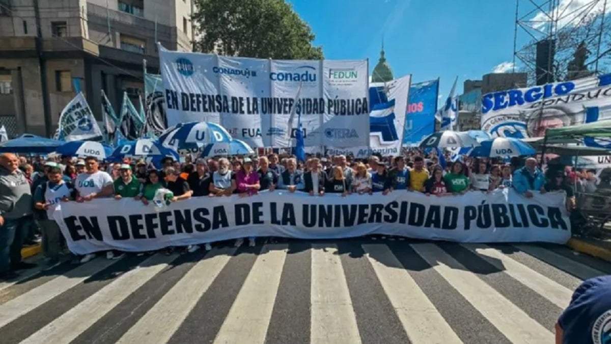 Docentes universitarios. Fuente: (Instagram)