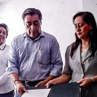 Alcalde electo de Almoloya de Juárez impide toma de protesta a regidores de Morena y PT