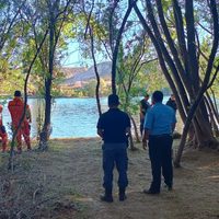 Hallaron un cuerpo en el río Neuquén con similares características al las del hombre que se tiró y no salió más