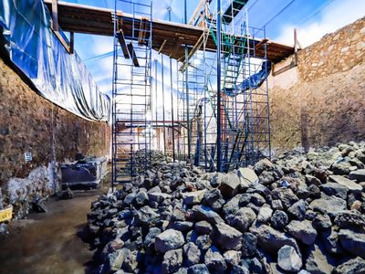Continúa retiro de restos calcinados en templo de Nurio; recuperación para largo