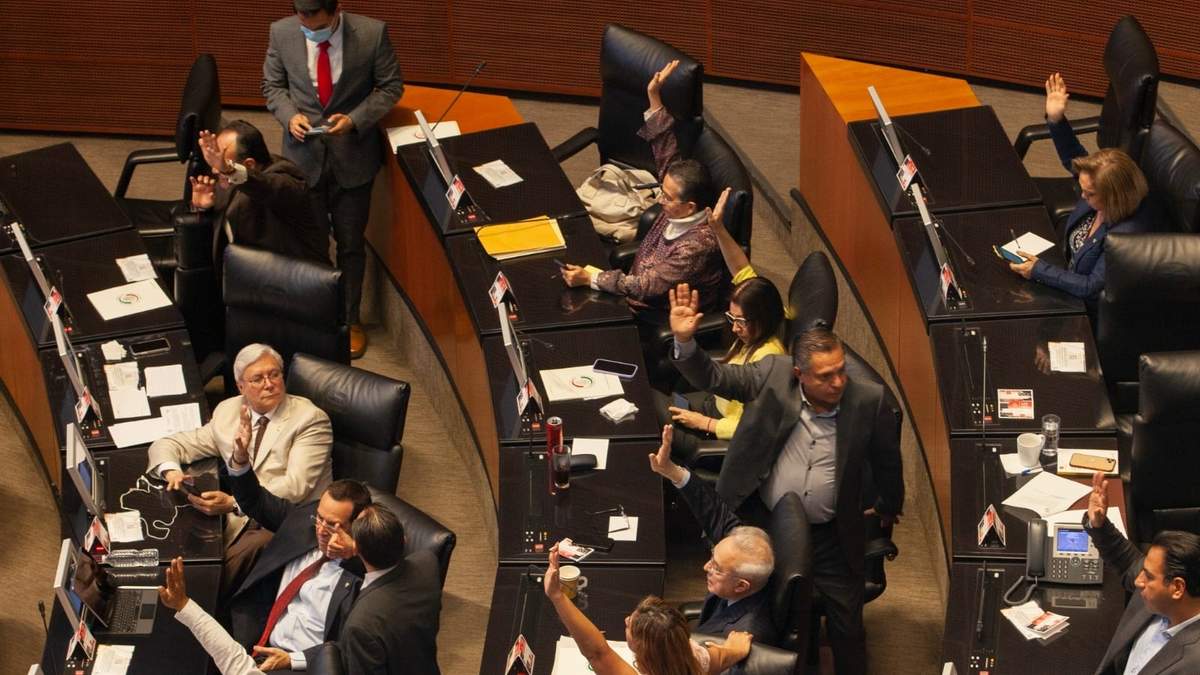 Sesión en el Senado de la República