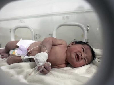 La OMS alerta de un aumento de miocarditis grave en neonatos y lactantes