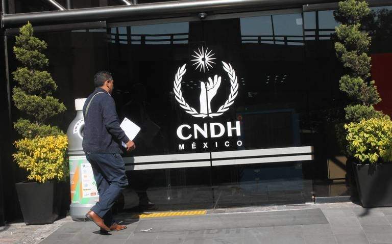 Trabajadores y extrabajadores de la CNDH denuncian desvió de recursos millonarios