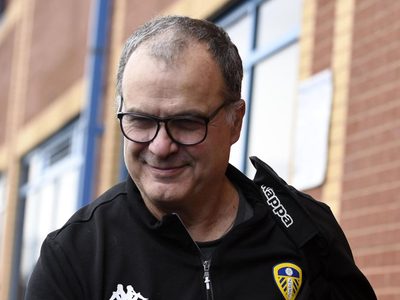 Marcelo Bielsa y el Leeds, en busca de una figura de River